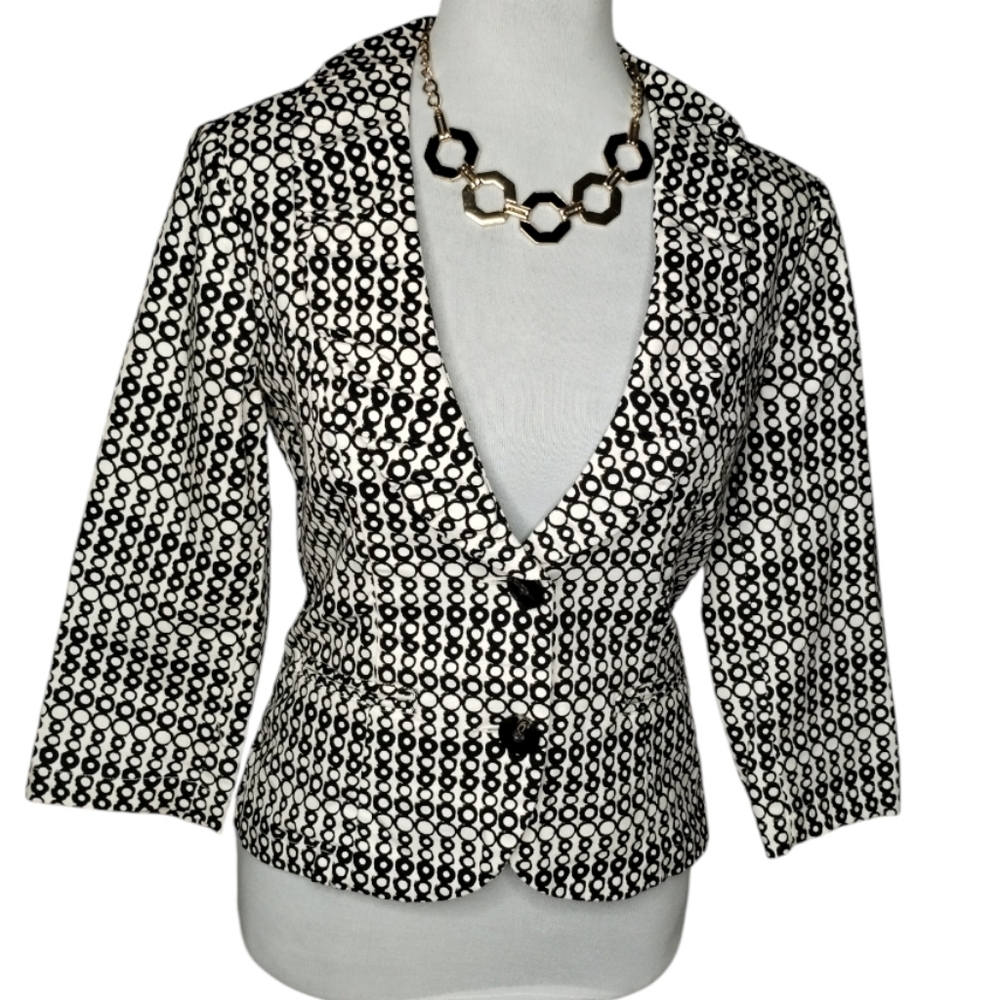 CAbi "Du Jour" Black And White Circle Printed Blazer Size 0